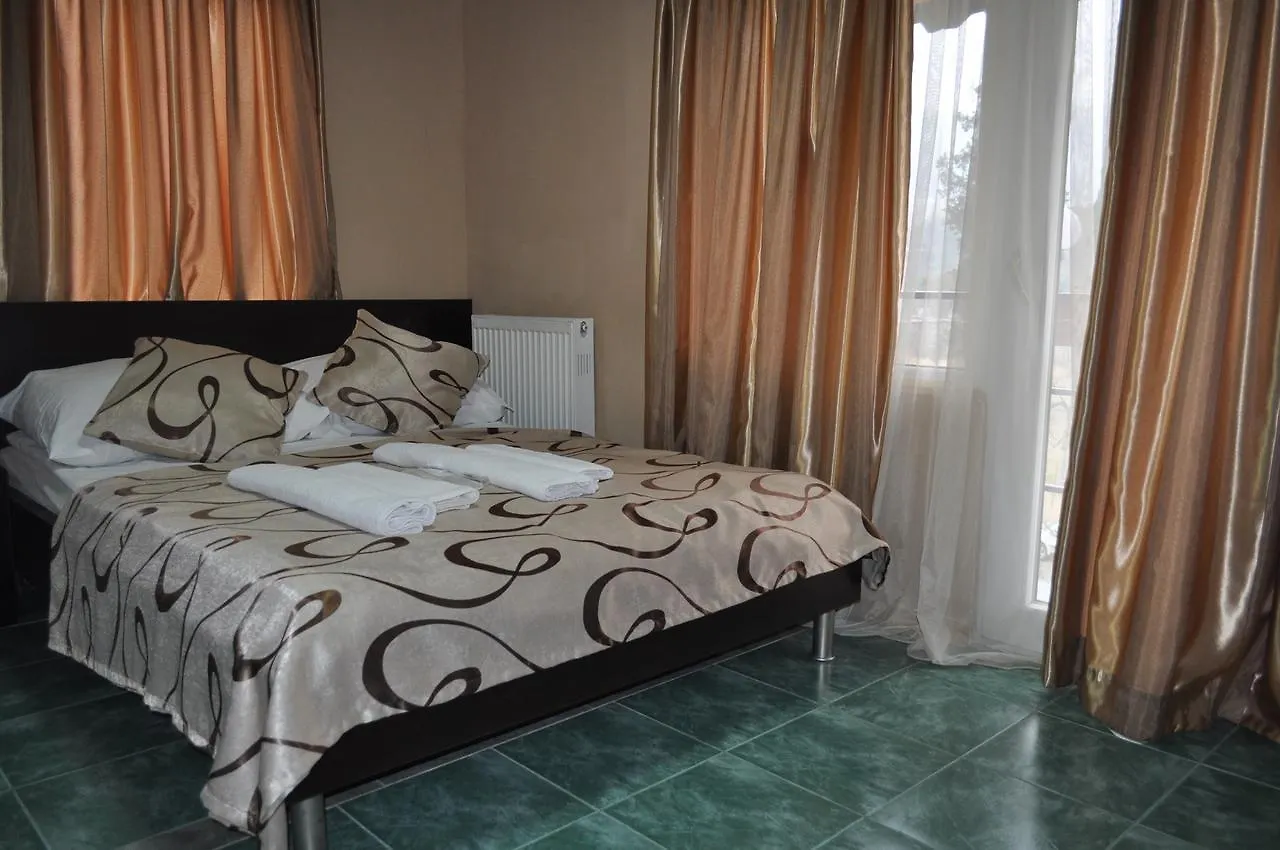 Hotel Your Comfort Tiflis 2*,  Georgia