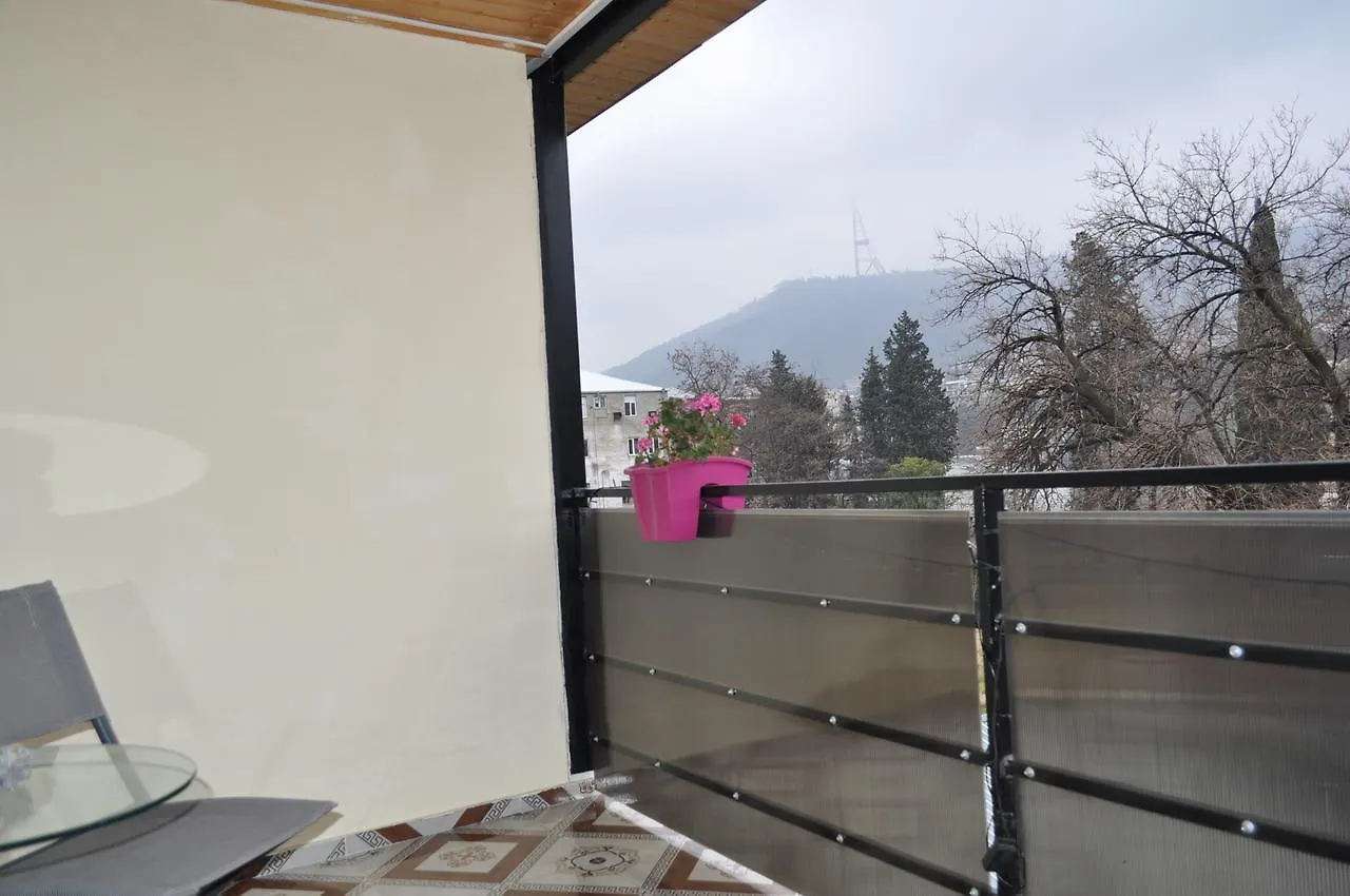 Hotel Your Comfort Tiflis 2*,