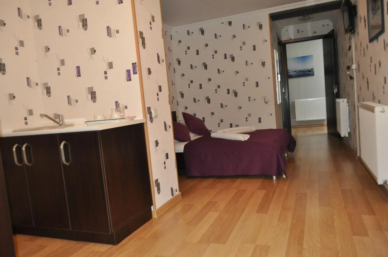 Hotel Your Comfort Tiflis 2*,  Georgia